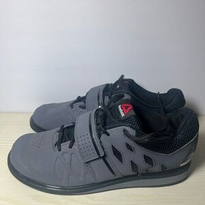 Reebok PR 22 Men’s Size 11 Grey / Black Lace Up Strap Cross Training Shoes